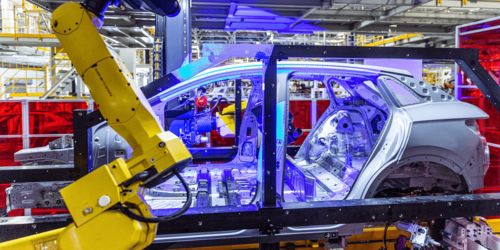 新造车势力与燃油巨头 Fisker、小鹏XPILOT 5.0与大众ID.4 X的技术角逐与市场博弈